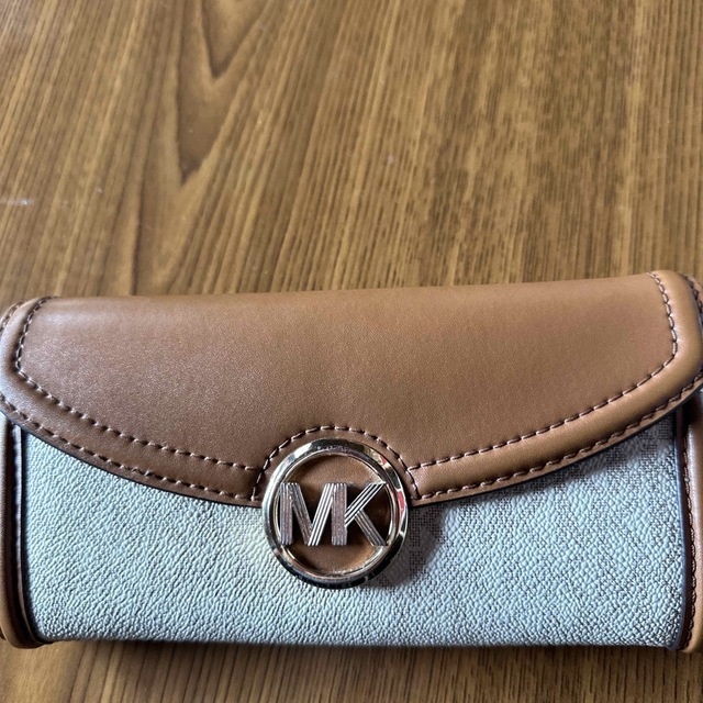 MICHEAL KORS 長財布