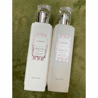 ジルスチュアート(JILLSTUART)の値下げ済！新品未使用品 JILLSTUART シャンプー＆ボディミルク(ボディソープ/石鹸)