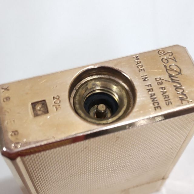 S.T. Dupont(エステーデュポン)のジャンク　デュポン　ゴールド　ガスライター　XB2E80　LJ211 メンズのファッション小物(タバコグッズ)の商品写真