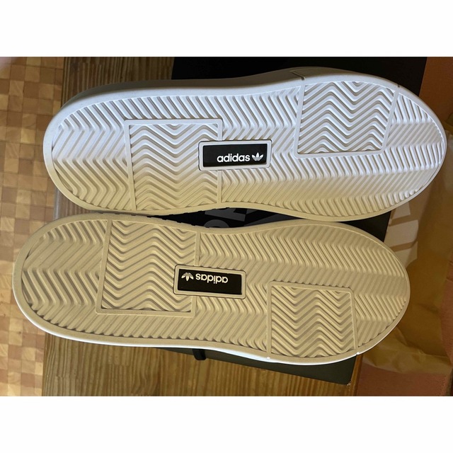 adidas シューズ　　サイズ28cm  お値下げしました。