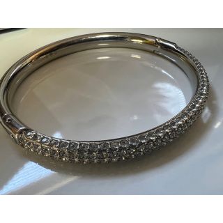 スワロフスキー(SWAROVSKI)のスワロフスキー ブレスレット バングル【最終値下げ】(ブレスレット/バングル)