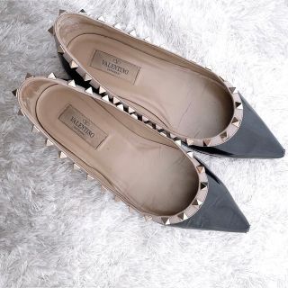 ヴァレンティノガラヴァーニ(valentino garavani)のVALENTINO ヴァレンティノ ロックスターズ　フラットシューズ　パンプス(ハイヒール/パンプス)