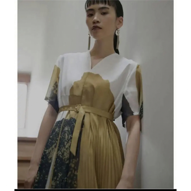 アメリヴィンテージ　FUDE  ART  PLEATS  DRESS