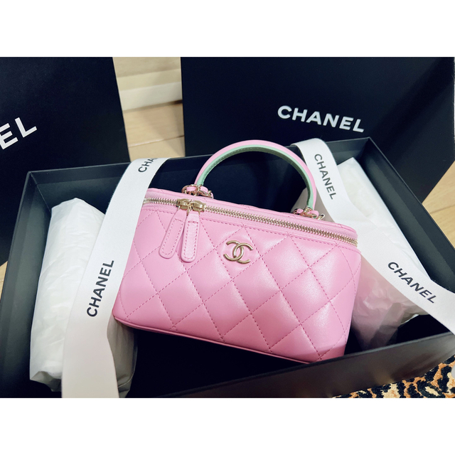 CHANEL vanity 2023prespringchanelpre23