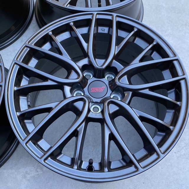 SALE/58%OFF】 猫丸様専用 WRX STI VAB2016前期 純正18インチアルミ