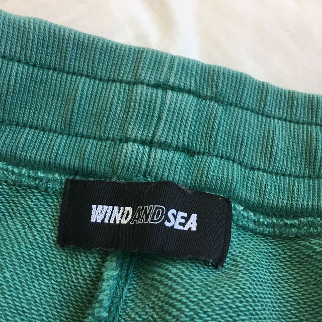 WIND AND SEA(ウィンダンシー)のWIND AND SEA　pigment-dye SWEAT PANTS   メンズのパンツ(その他)の商品写真