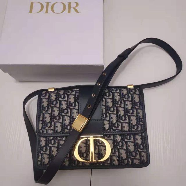 Dior - Dior 美品 30 MONTAIGNE バッグ
