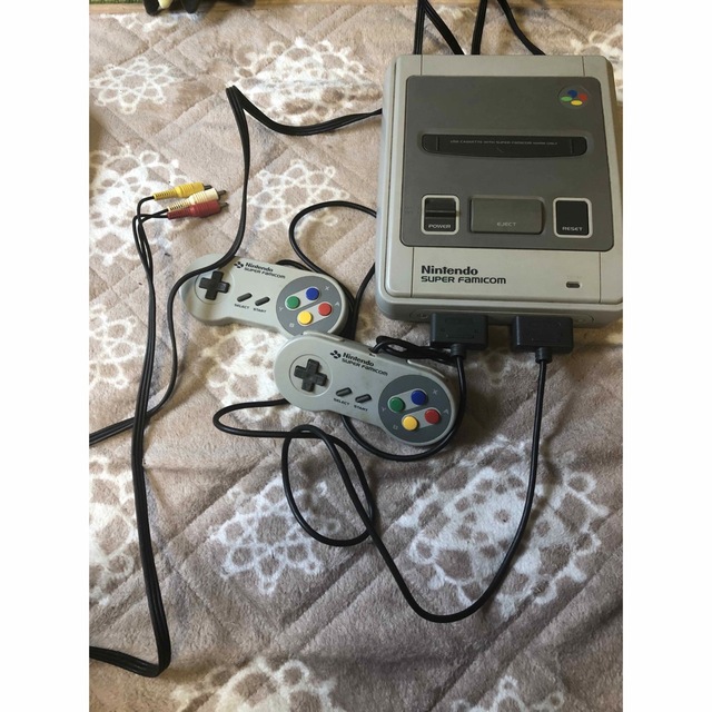 スーパーファミコン(スーパーファミコン)のスーパーファミコン コントローラー ケーブル エンタメ/ホビーのゲームソフト/ゲーム機本体(家庭用ゲーム機本体)の商品写真