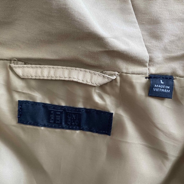 UNIQLO(ユニクロ)の紳士　ユニクロ　フード付きジャンバーL えんじ色 メンズのジャケット/アウター(その他)の商品写真