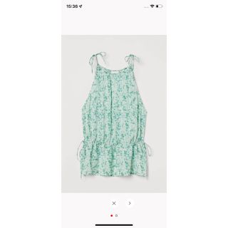 エイチアンドエム(H&M)の未使用　花柄ドローストリングトップス(その他)