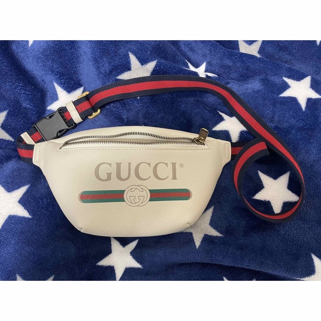 Gucci(グッチ)の【新品未使用】 GUCCI ウエストポーチ レディースのバッグ(ボディバッグ/ウエストポーチ)の商品写真