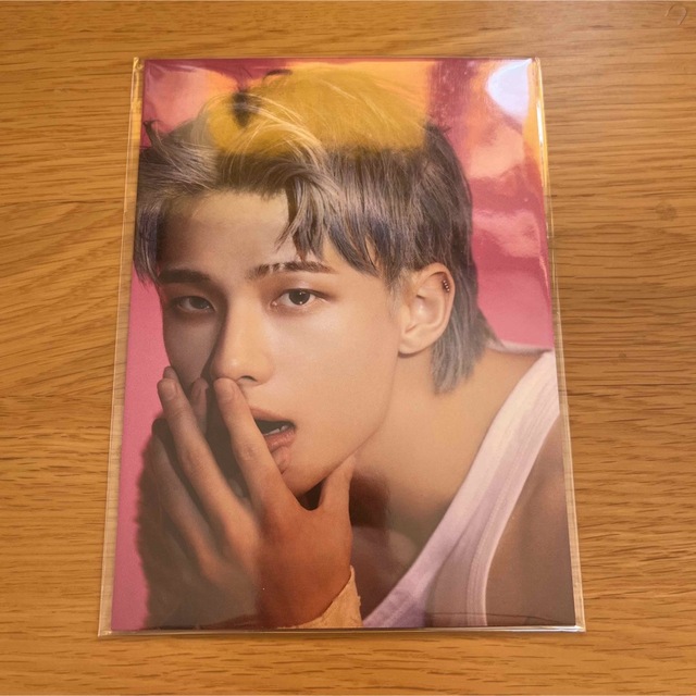 韓国雑誌 コスモポリタン ヒョンジン ポストカード2種 ヒョンジン＋？ エンタメ/ホビーのCD(K-POP/アジア)の商品写真