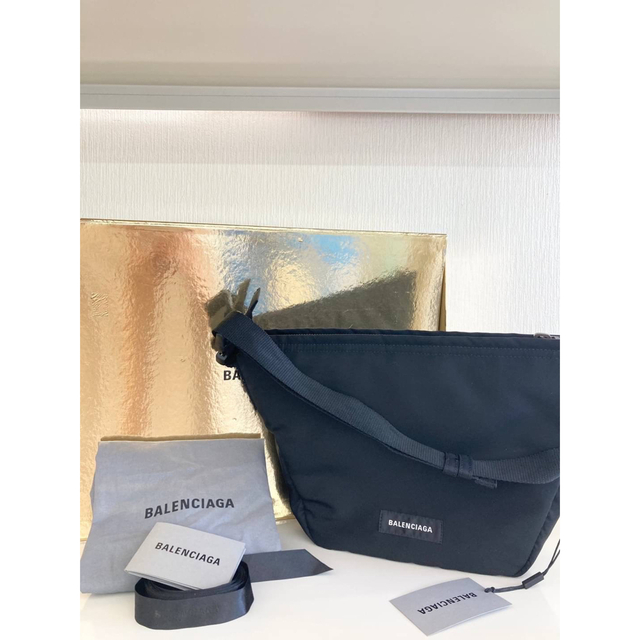 新品未使用　BALENCIAGA ショルダーバック