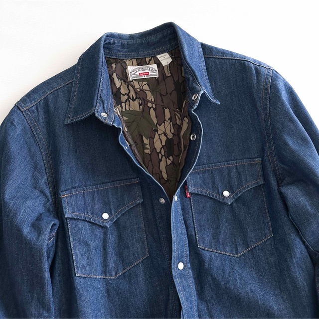 Supreme(シュプリーム)のSupreme Levi's デニムジャケット 裏地迷彩 メンズのジャケット/アウター(Gジャン/デニムジャケット)の商品写真