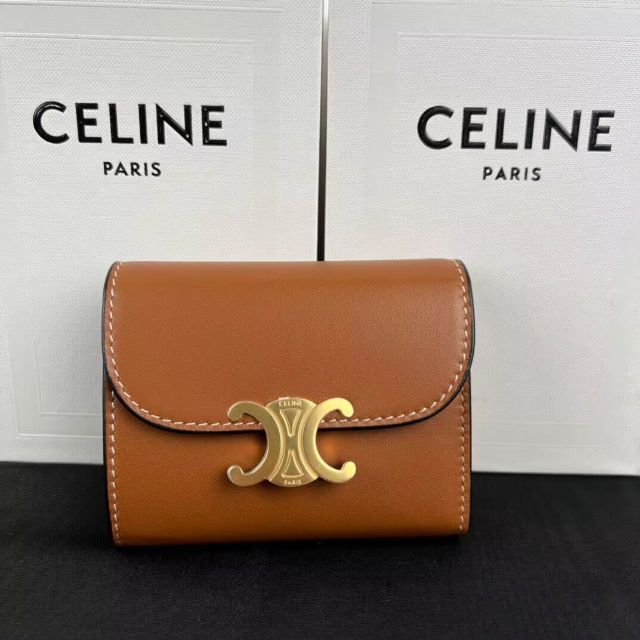 再入荷!】 celine - CELINEセリーヌ スモールウォレット トリオンフ