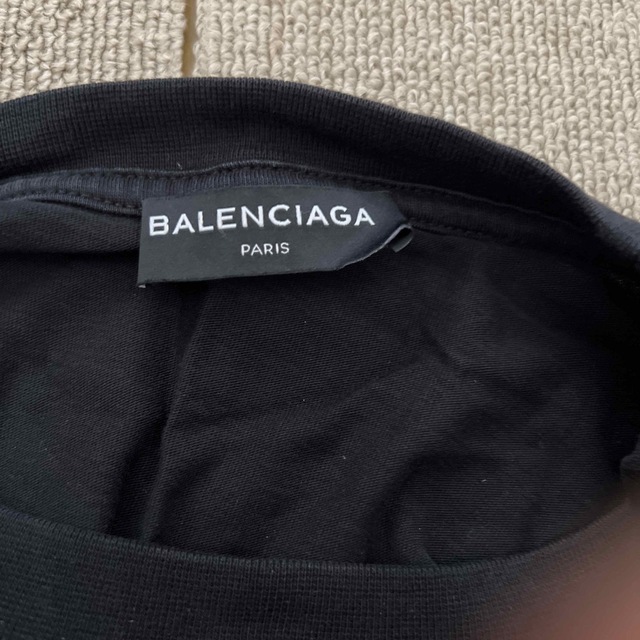 Balenciaga(バレンシアガ)のBALENCIAGA スモールロゴ オーバーサイズtシャツxs メンズのトップス(Tシャツ/カットソー(半袖/袖なし))の商品写真