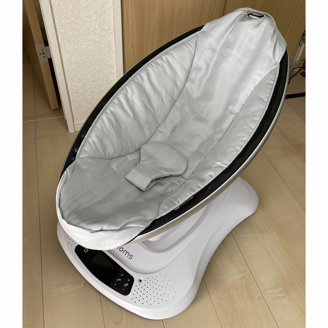 ママルー　バウンサー　4moms® mamaRoo4.0