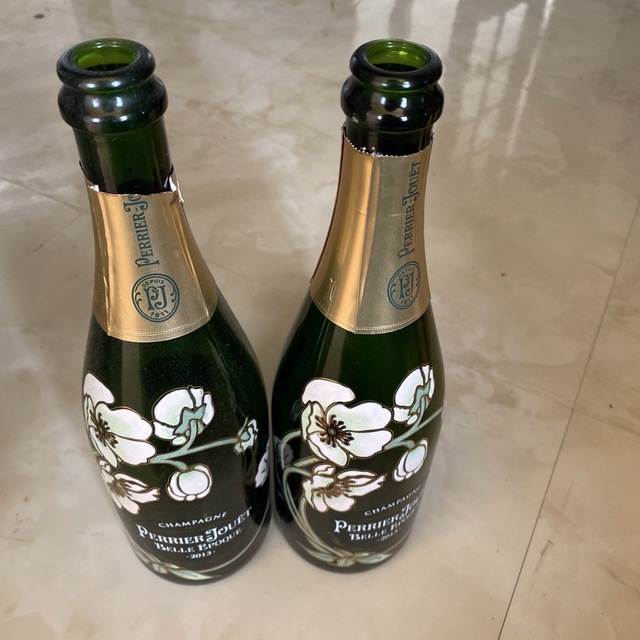 ベルエポック空瓶2本セット 食品/飲料/酒の酒(シャンパン/スパークリングワイン)の商品写真