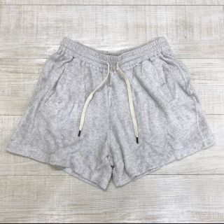 ウル(URU)のURU ウル パイル ショート パンツ ショーツ グレー 系 サイズ 2(ショートパンツ)