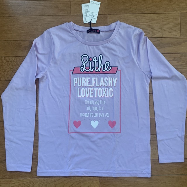 lovetoxic(ラブトキシック)のLovetoxix  長袖Tシャツ（Lサイズ） キッズ/ベビー/マタニティのキッズ服女の子用(90cm~)(Tシャツ/カットソー)の商品写真