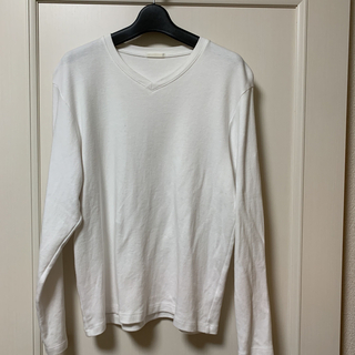 ジーユー(GU)のGU 白 Ｖネック 長袖Tシャツ カットソー 綿100%(Tシャツ/カットソー(七分/長袖))
