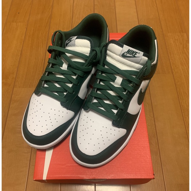 メンズNike Dunk Low Team Green