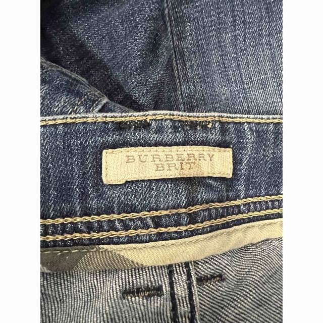 BURBERRY(バーバリー)のBURBERRY バーバリー ブリット ユーズド加工 ストレッチ デニム  レディースのパンツ(デニム/ジーンズ)の商品写真