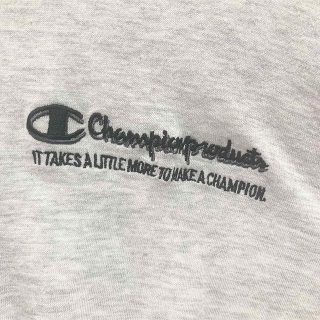 Champion(チャンピオン)のチャンピオン Tシャツ メンズM 刺繍ロゴ ゴールドウィン グレー メンズのトップス(Tシャツ/カットソー(半袖/袖なし))の商品写真