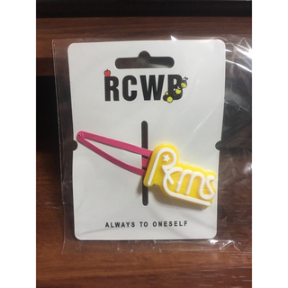 ロデオクラウンズ(RODEO CROWNS)の新品 ロデオクラウンズ RCWB ロゴ プレート ピン留め ヘアピン 黄色ピンク(ヘアピン)