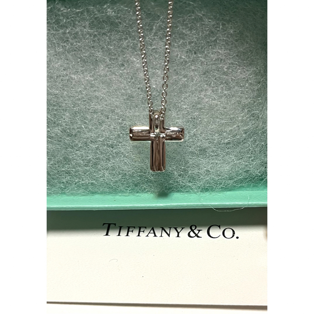 Tiffany & Co.(ティファニー)のTIFFANY&Co. ティファニー ネックレス クロス 925 レディースのアクセサリー(ネックレス)の商品写真