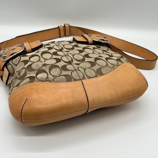 最安値】 ✨美品✨COACH コーチ ワンショルダーバッグ ベルトデザイン