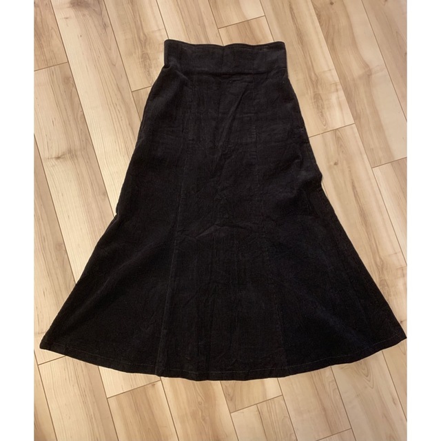 w closet(ダブルクローゼット)のダブルクローゼット　マーメイドスカート　黒　コーディロイ レディースのスカート(ロングスカート)の商品写真