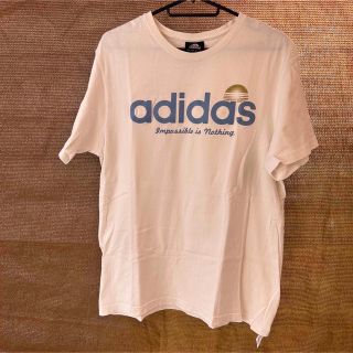 アディダス(adidas)のadidas Tシャツ(Tシャツ/カットソー(半袖/袖なし))