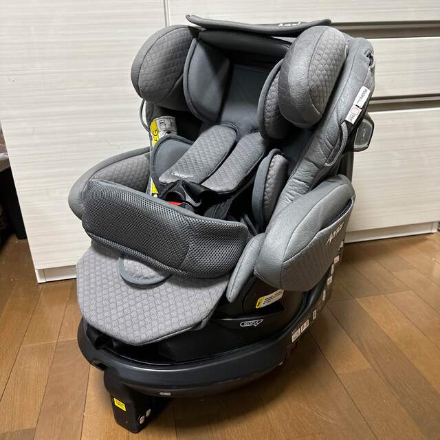 Aprica　フラディアグロウ ISOFIX 360°セーフティー プレミアム