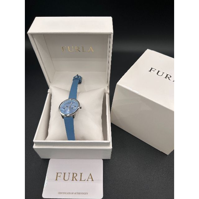 ほぼ新品　フルラ レディース 腕時計 女性 プレゼント シンプル レザーバンド