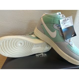 ナイキ(NIKE)の【新品】NIKE AIR FORCE 1 MID '07 LX 28.5cm(スニーカー)