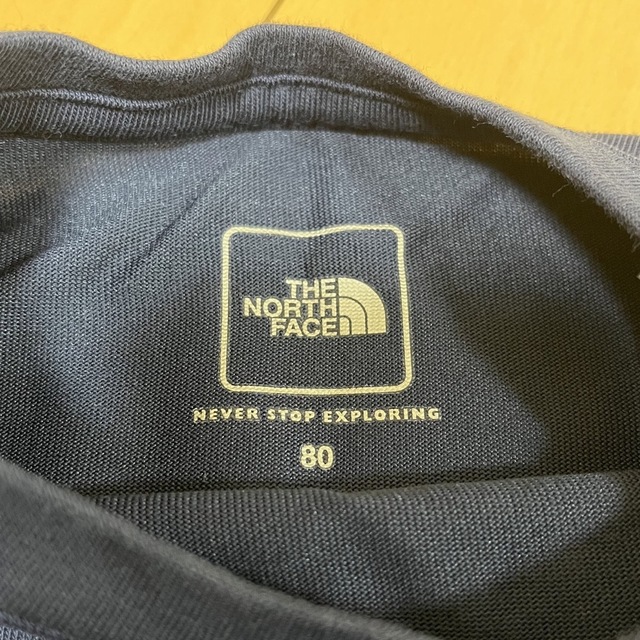 THE NORTH FACE(ザノースフェイス)のTHE NORTH FACE 80cm ロンT キッズ/ベビー/マタニティのベビー服(~85cm)(Ｔシャツ)の商品写真