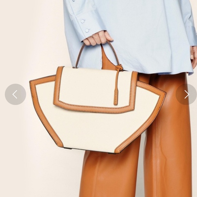 Charles and Keith(チャールズアンドキース)のチャールズ＆キース バッグ レディースのバッグ(ハンドバッグ)の商品写真