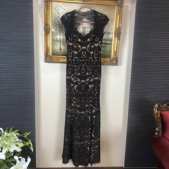 新品☆ TADASHI SHOJI サイズ4 (T13)