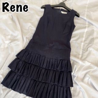 軽量+ストレッチ性+吸水速乾 【美品】Rene プリーツワンピース