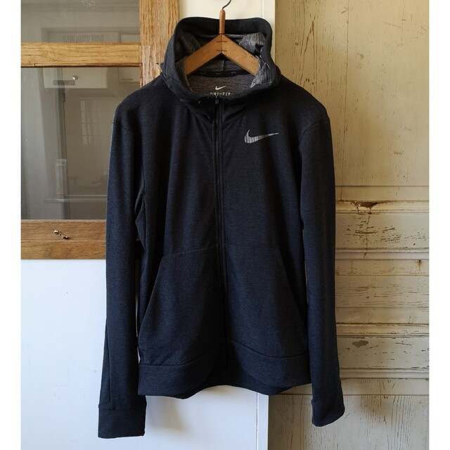 NIKE(ナイキ) DRI-FIT SWOOSHパーカー