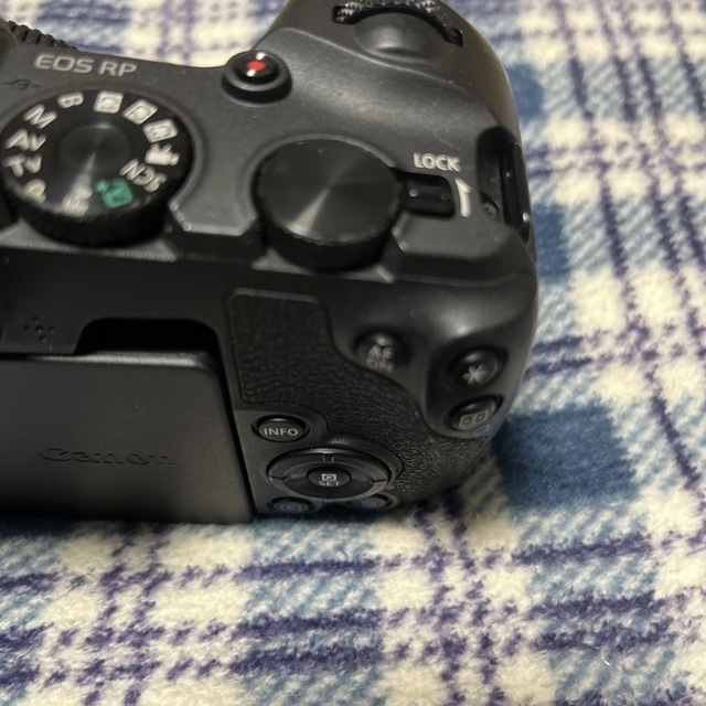 Canon(キヤノン)のCanon EOS RP 本体 スマホ/家電/カメラのカメラ(ミラーレス一眼)の商品写真