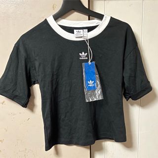 アディダス(adidas)のadidas Tシャツ(Tシャツ(半袖/袖なし))