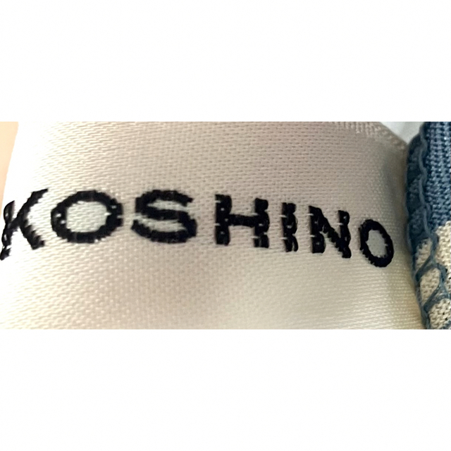 HIROKO KOSHINO(ヒロココシノ)のHIROKO KOSHINO ドット柄ワンピース　SALE中 レディースのワンピース(ひざ丈ワンピース)の商品写真