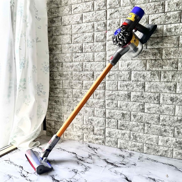 dyson v8 fluffy extra ソフトローラー ハンディクリーナー スマホ
