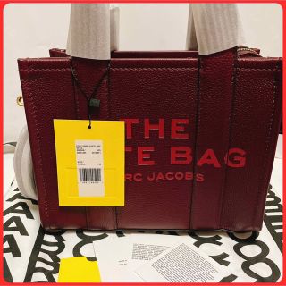 マークジェイコブス(MARC JACOBS)の最低価格【ワインレッド】マークジェイコブス 2WAY 金具ゴールド 大容量(トートバッグ)