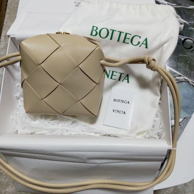 名入れ無料】 Veneta Bottega - ミニ カセット カメラバッグ ボッテガ