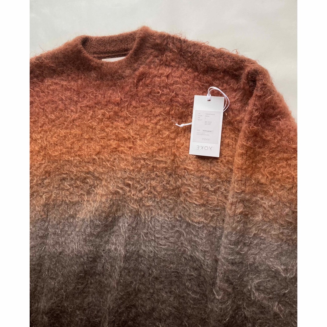 yoke Gradation Border Crew Neck | comonuevo.com.co