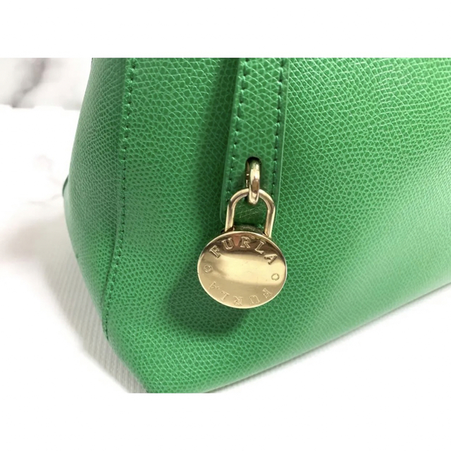 希少カラー》FURLA PIPER パイパー グリーン 緑 ハンドバック