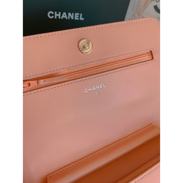 CHANEL(シャネル)のunknown様専用♡シャネル◆カメリア チェーンウォレット レディースのバッグ(ショルダーバッグ)の商品写真